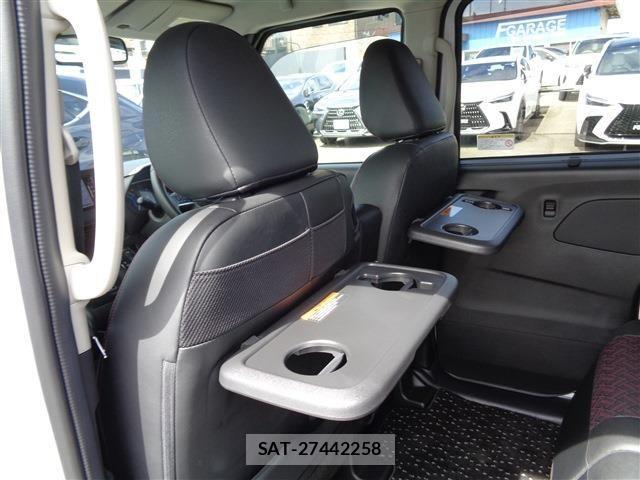 Nissan ROOX 2023-11 1018381-14