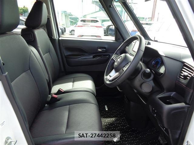 Nissan ROOX 2023-11 1018381-16