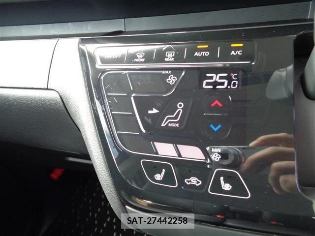 Nissan ROOX 2023-11 1018381-23