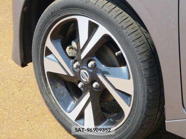 Nissan ROOX 2020-06 4981410-24