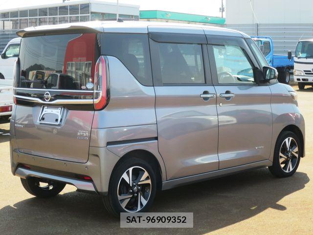 Nissan ROOX 2020-06 4981410-2