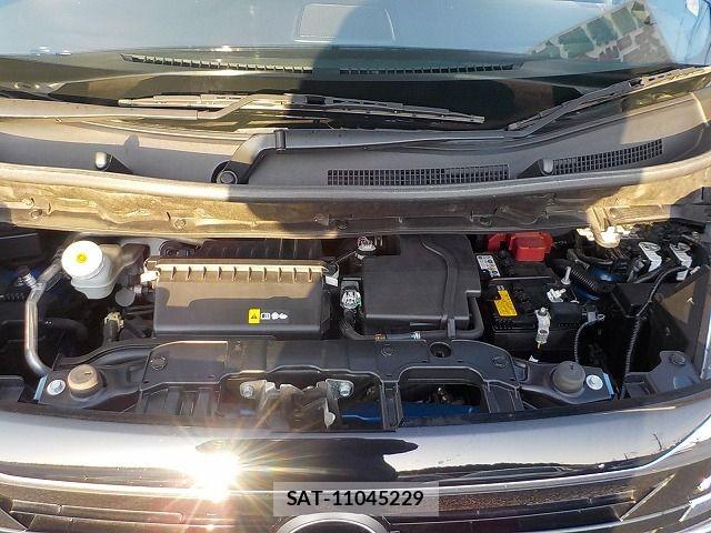 Nissan ROOX 2023-09 6017611-12