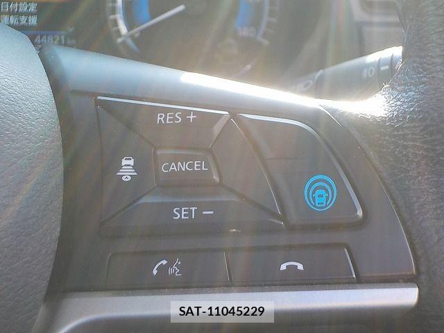 Nissan ROOX 2023-09 6017611-18