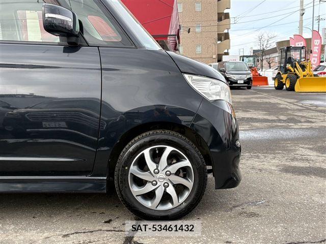 Nissan ROOX 2013-01 6277244-11