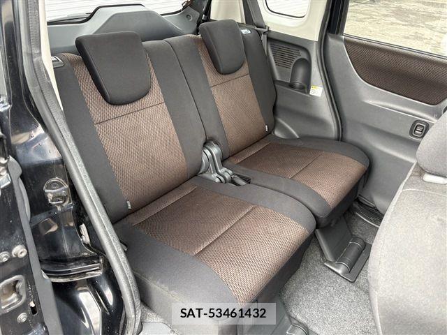 Nissan ROOX 2013-01 6277244-16