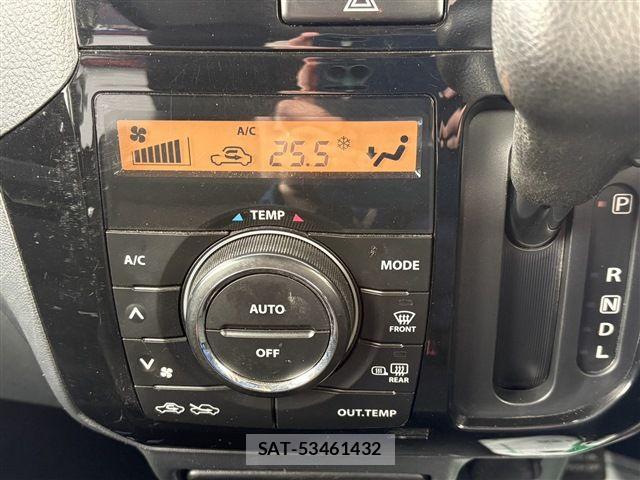 Nissan ROOX 2013-01 6277244-22