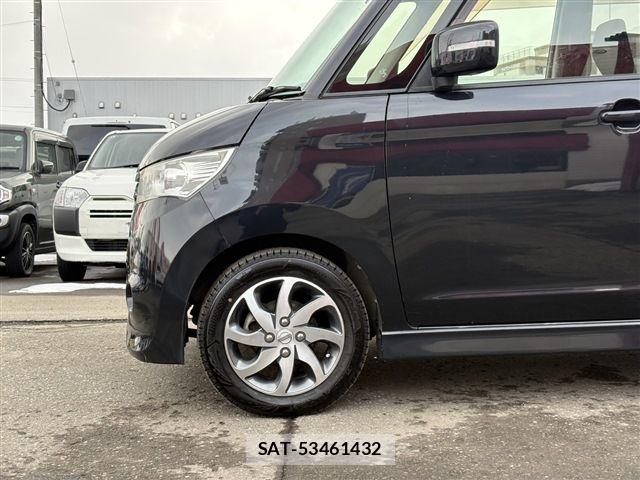 Nissan ROOX 2013-01 6277244-3