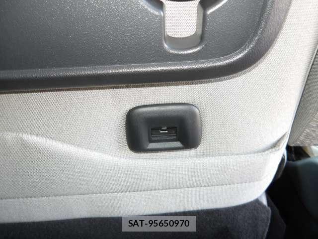 Nissan ROOX 2025-10 6614546-23
