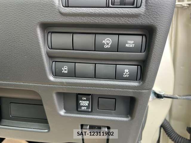 Nissan ROOX 2025-10 6614544-4