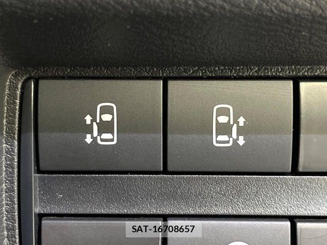Nissan ROOX 2023-09 6677854-6