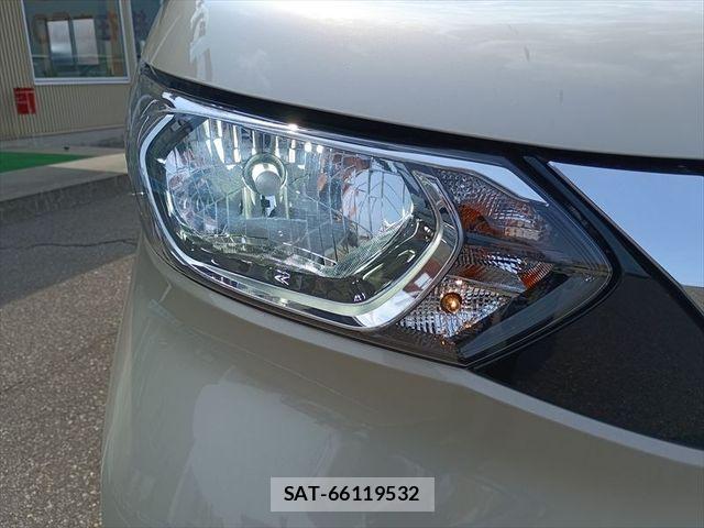 Nissan ROOX 2020-07 6682847-3