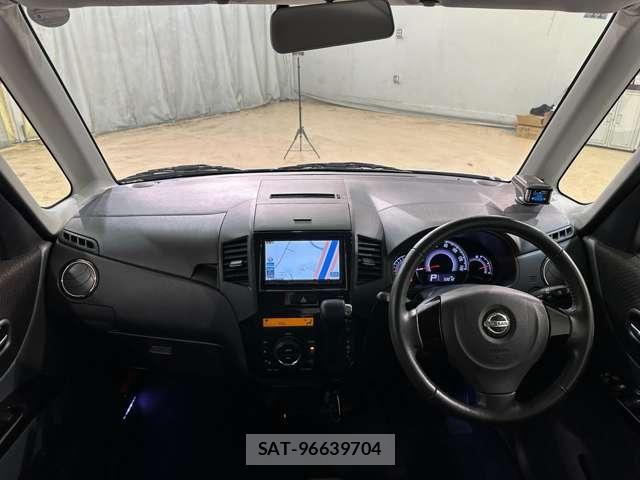 Nissan ROOX 2011-11 6717202-16