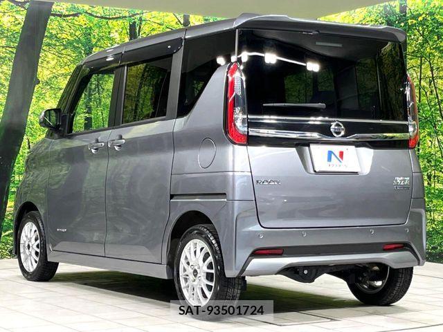 Nissan ROOX 2022-03 6817030-16