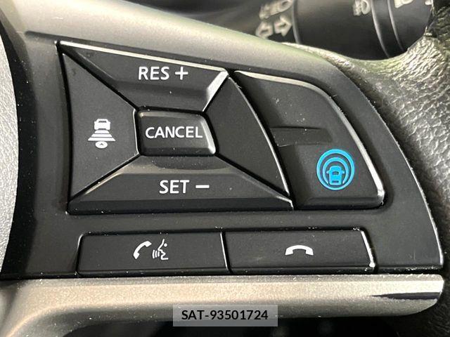 Nissan ROOX 2022-03 6817030-5