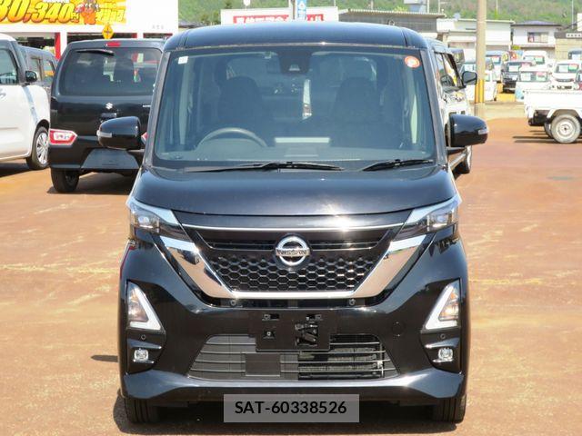 Nissan ROOX 2022-07 6912249-1