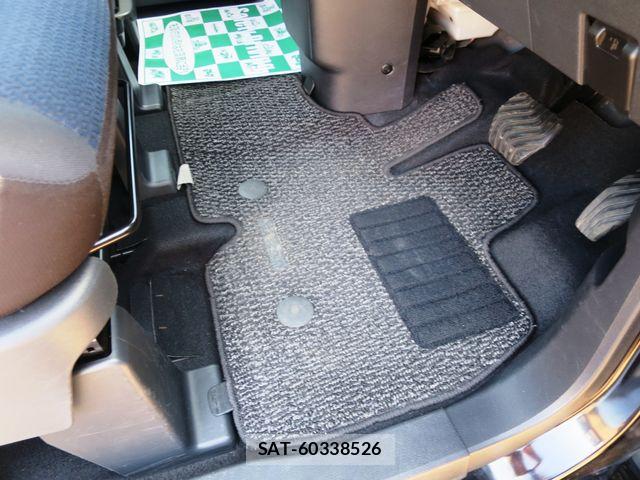 Nissan ROOX 2022-07 6912249-25