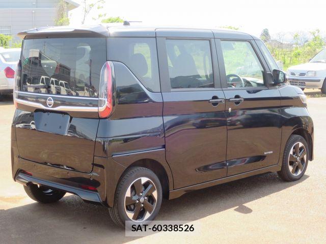 Nissan ROOX 2022-07 6912249-2