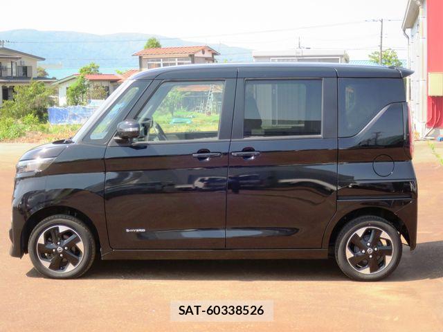 Nissan ROOX 2022-07 6912249-4