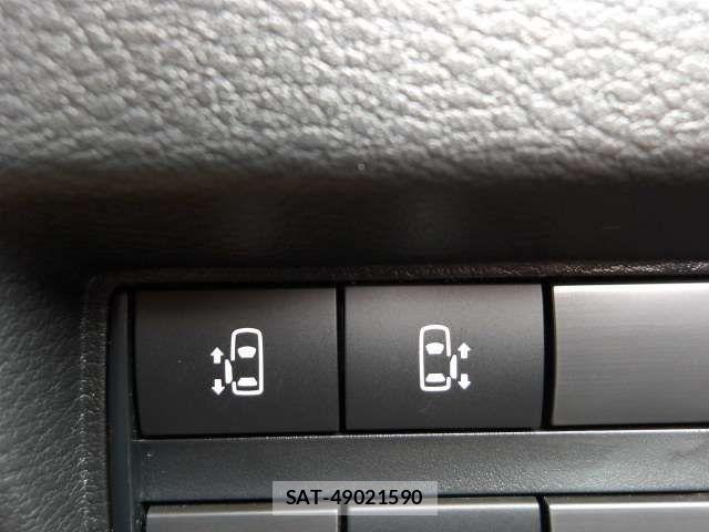 Nissan ROOX 2023-06 6912236-13