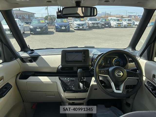 Nissan ROOX 2023-03 6912241-2