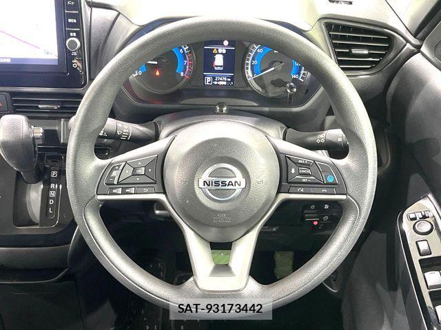 Nissan ROOX 2021-03 6912244-11