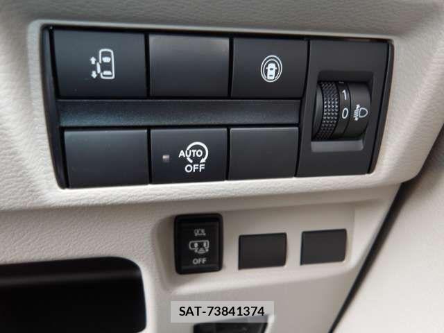 Nissan ROOX 2020-07 6912245-9