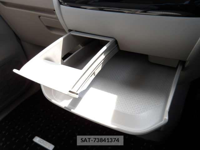 Nissan ROOX 2020-07 6912245-16