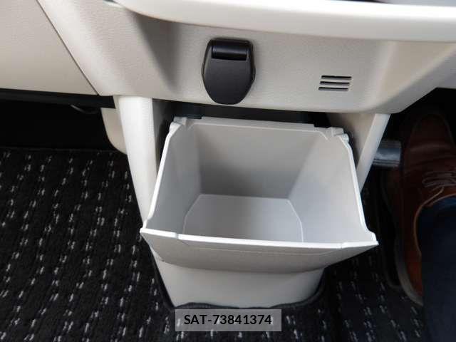 Nissan ROOX 2020-07 6912245-17
