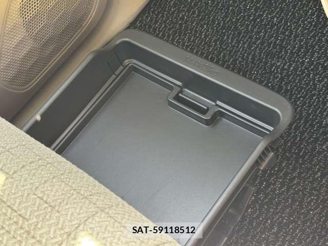 Nissan ROOX 2022-11 6912246-18
