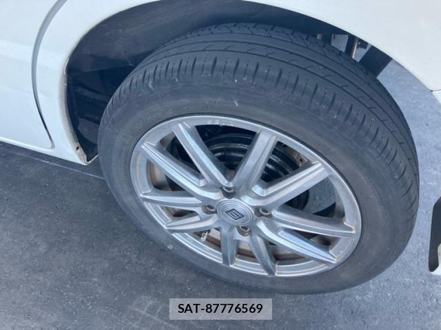 Nissan ROOX 2012-07 6912252-4