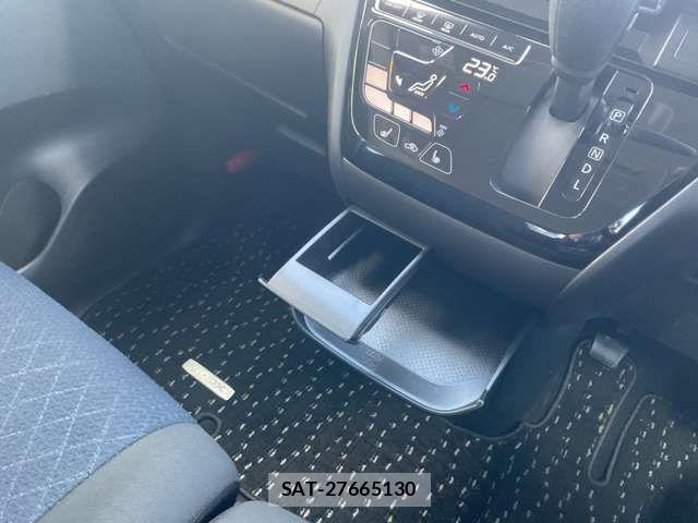 Nissan ROOX 2020-06 6912247-10
