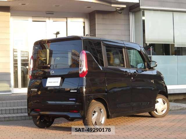 Nissan ROOX 2023-11 7060534-1