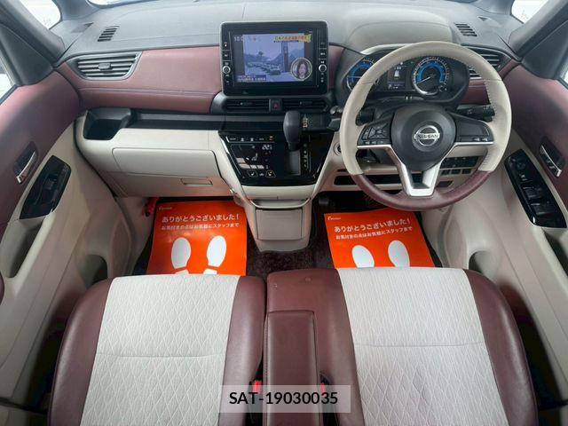 Nissan ROOX 2020-10 7216391-1