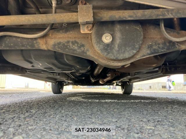 Nissan ROOX 2011-06 7224482-12