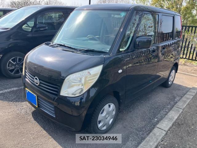 Nissan ROOX 2011-06 7224482-3