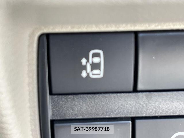 Nissan ROOX 2024-08 7224494-5