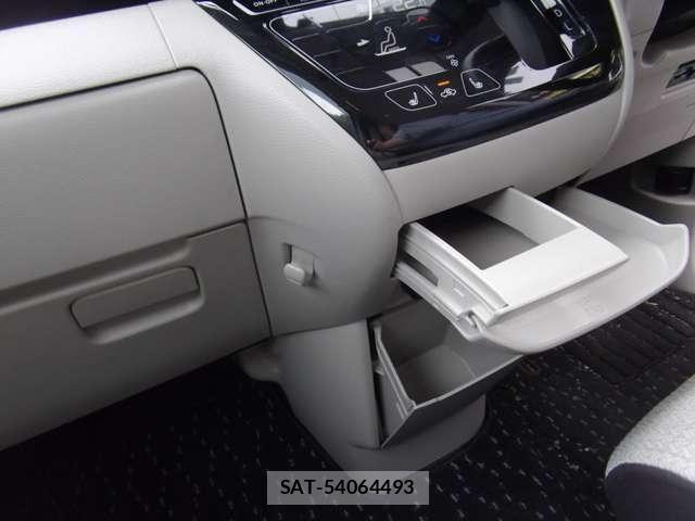 Nissan ROOX 2021-09 7329879-21