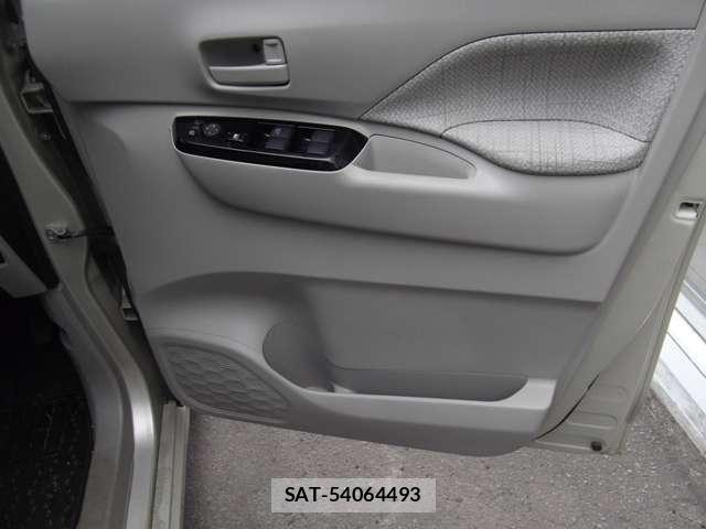 Nissan ROOX 2021-09 7329879-26