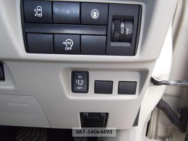 Nissan ROOX 2021-09 7329879-4