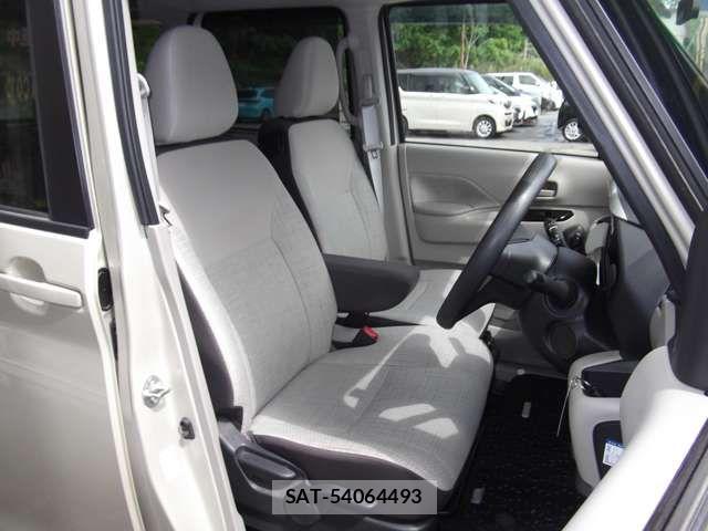 Nissan ROOX 2021-09 7329879-8