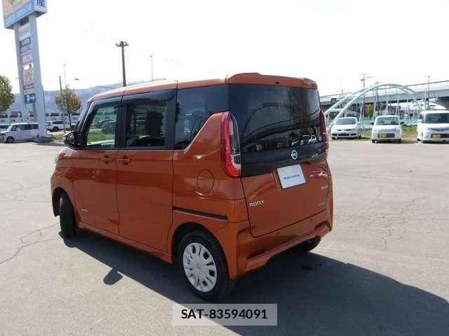 Nissan ROOX 2020-05 7329877-3