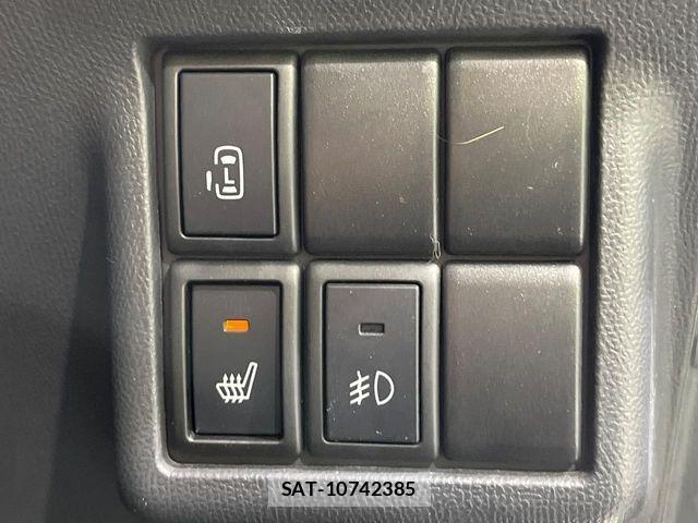 Nissan ROOX 2012-05 7359675-2