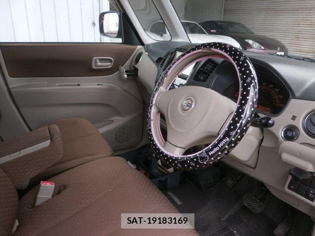 Nissan ROOX 2011-09 7457485-1
