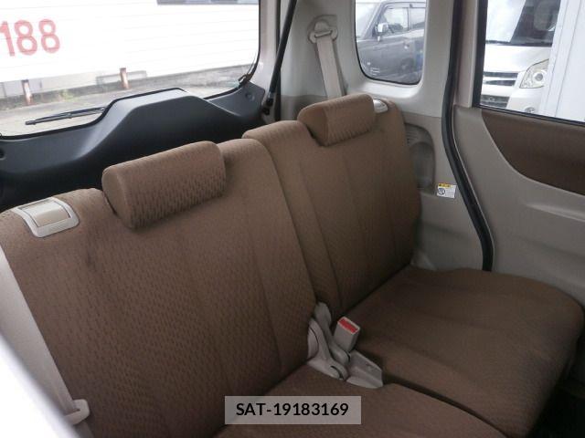 Nissan ROOX 2011-09 7457485-4