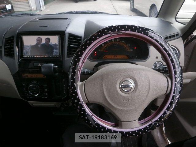 Nissan ROOX 2011-09 7457485-5