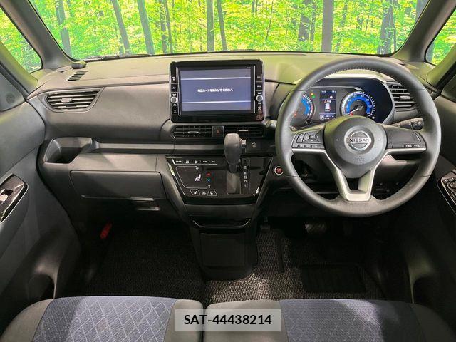 Nissan ROOX 2021-07 7502683-1