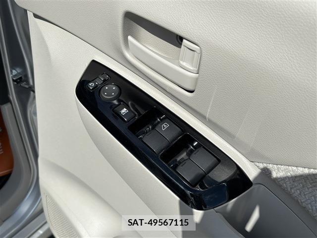 Nissan ROOX 2022-04 7502688-17