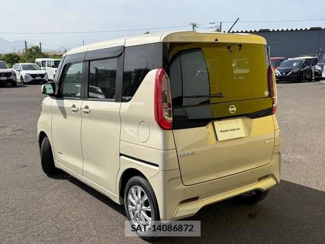 Nissan ROOX 2021-04 7502684-25