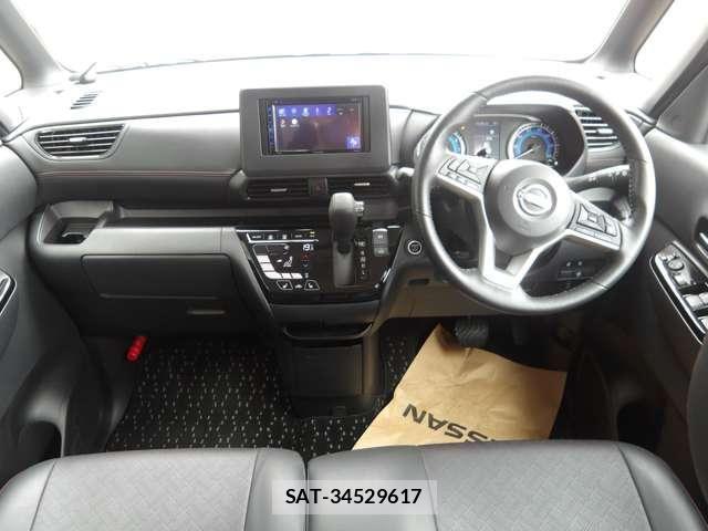 Nissan ROOX 2023-09 7619709-2