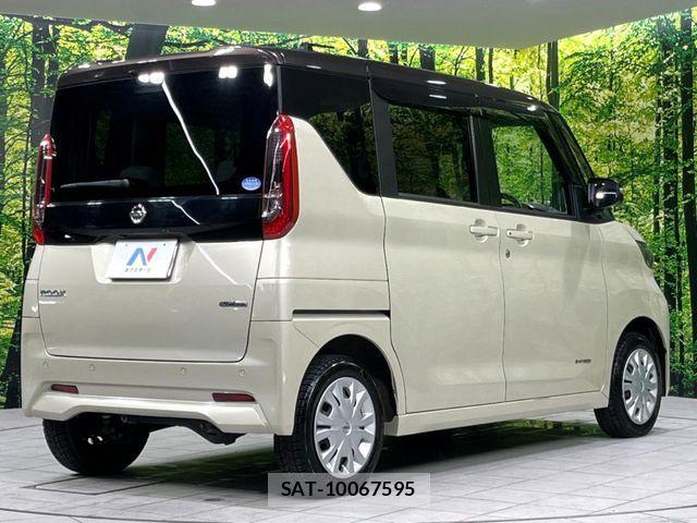 Nissan ROOX 2021-11 7619711-17